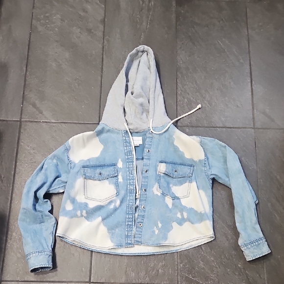 American Eagle Outfitters Tops - American Eagle Hoodie Shirt